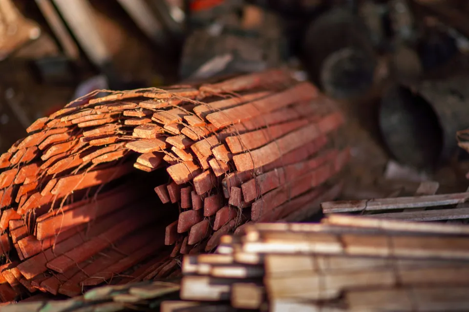 Xi măng xếp pallet trong kho